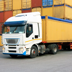 Odbavení a dodání zásilek z přístavu v Evropě